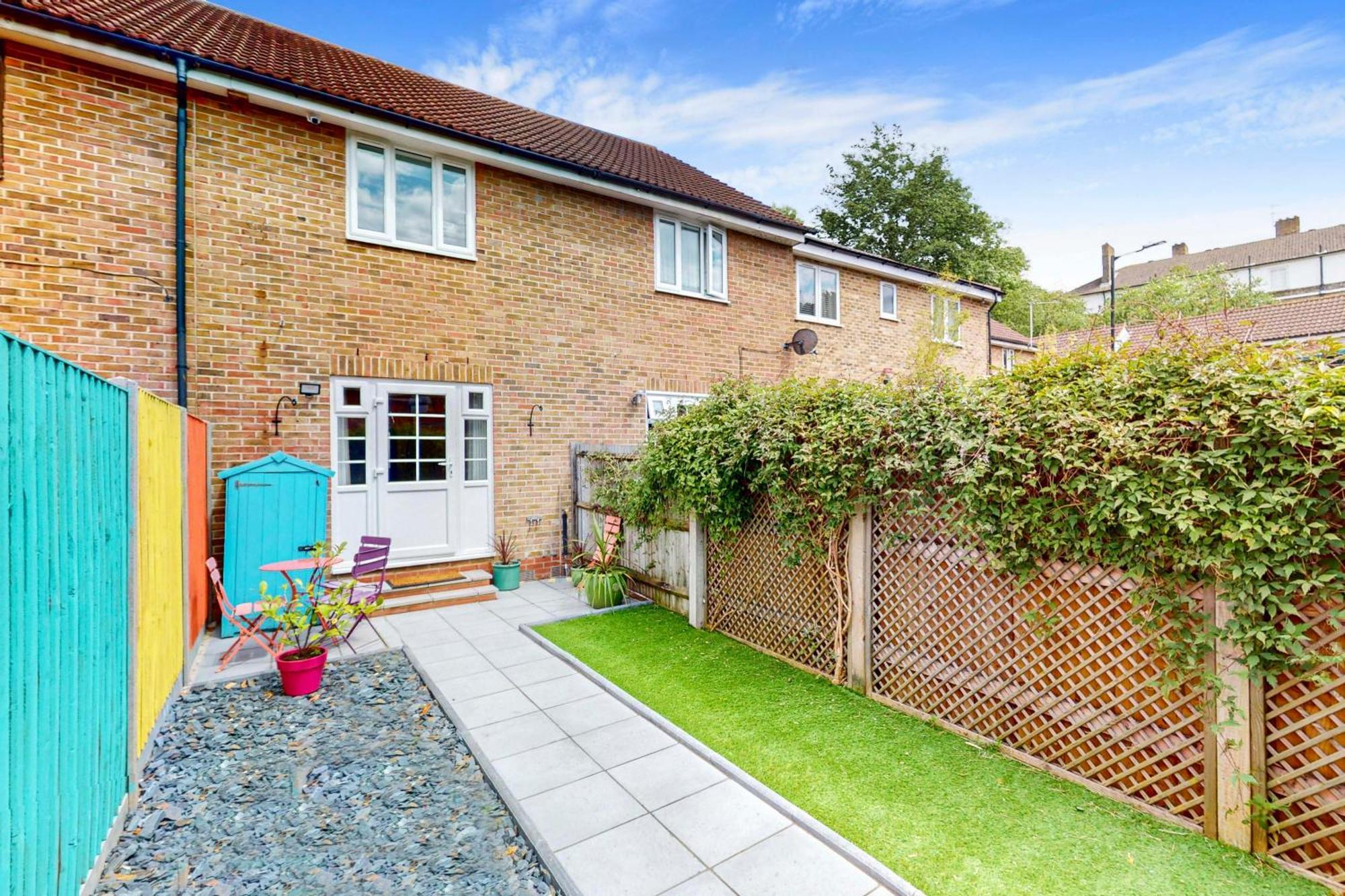 2 Bed With Garden & Free Parking Near The Thames Apartment